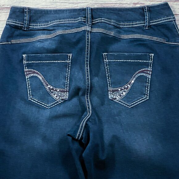 Lane Bryant Womens Jeans 16 new nwt $65 Dark Wash Capris Genius Cotton Stretch - Picture 9 of 9